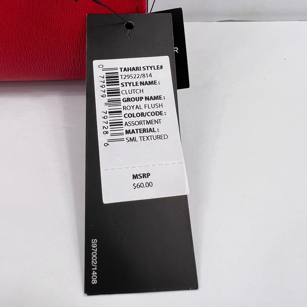 ⭐️TAHARI💯 WOMENS RED, WALLET, VEGAN LEATHER, RFID PROTECTED LINING - Picture 13 of 16